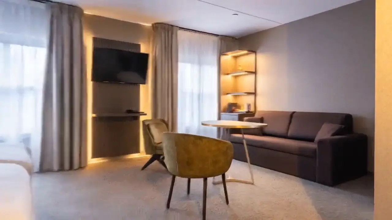 Stilstaand beeld uit de tour van de rolstoeltoegankelijke kamer van Hotel Asteria
