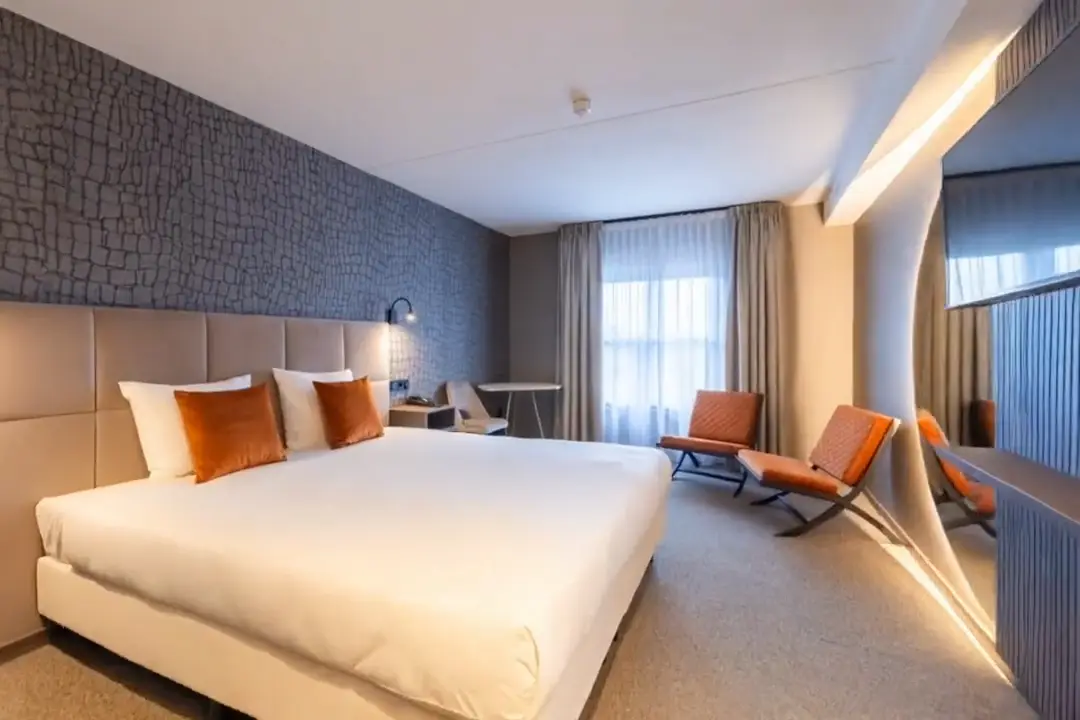 Stilstaand beeld uit de tour van de royale kamer van Hotel Asteria